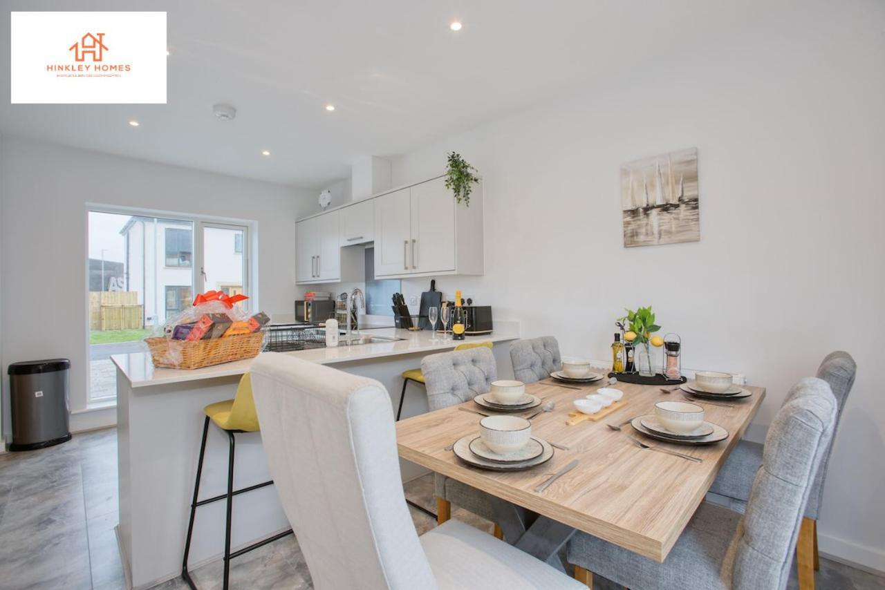 St Ives Bay - Immaculate Brand New 3Bed - Free Parking - Beach - Wifi Гейл Екстер'єр фото